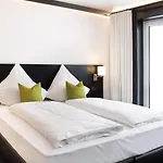 Al By Wmm Hotel *